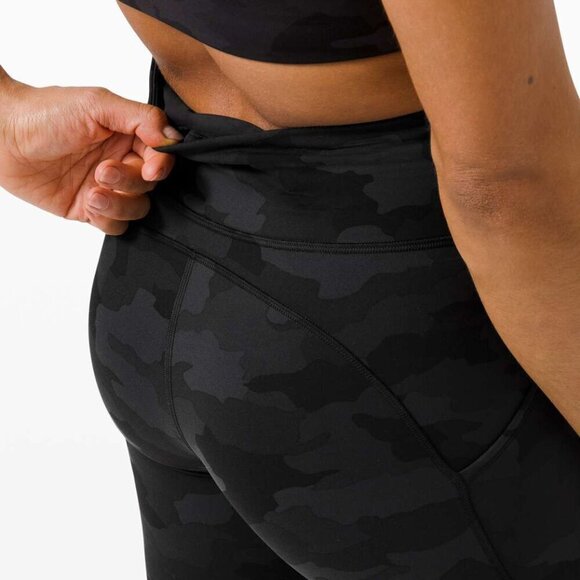Lululemon Invigorate High-Rise Tight 23" Heritage 365 Camo- Size 6 (2021) - Picture 5 of 14